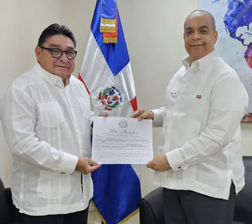 Miguel Calzada León es designado cónsul honorario de Mongolia en República Dominicana