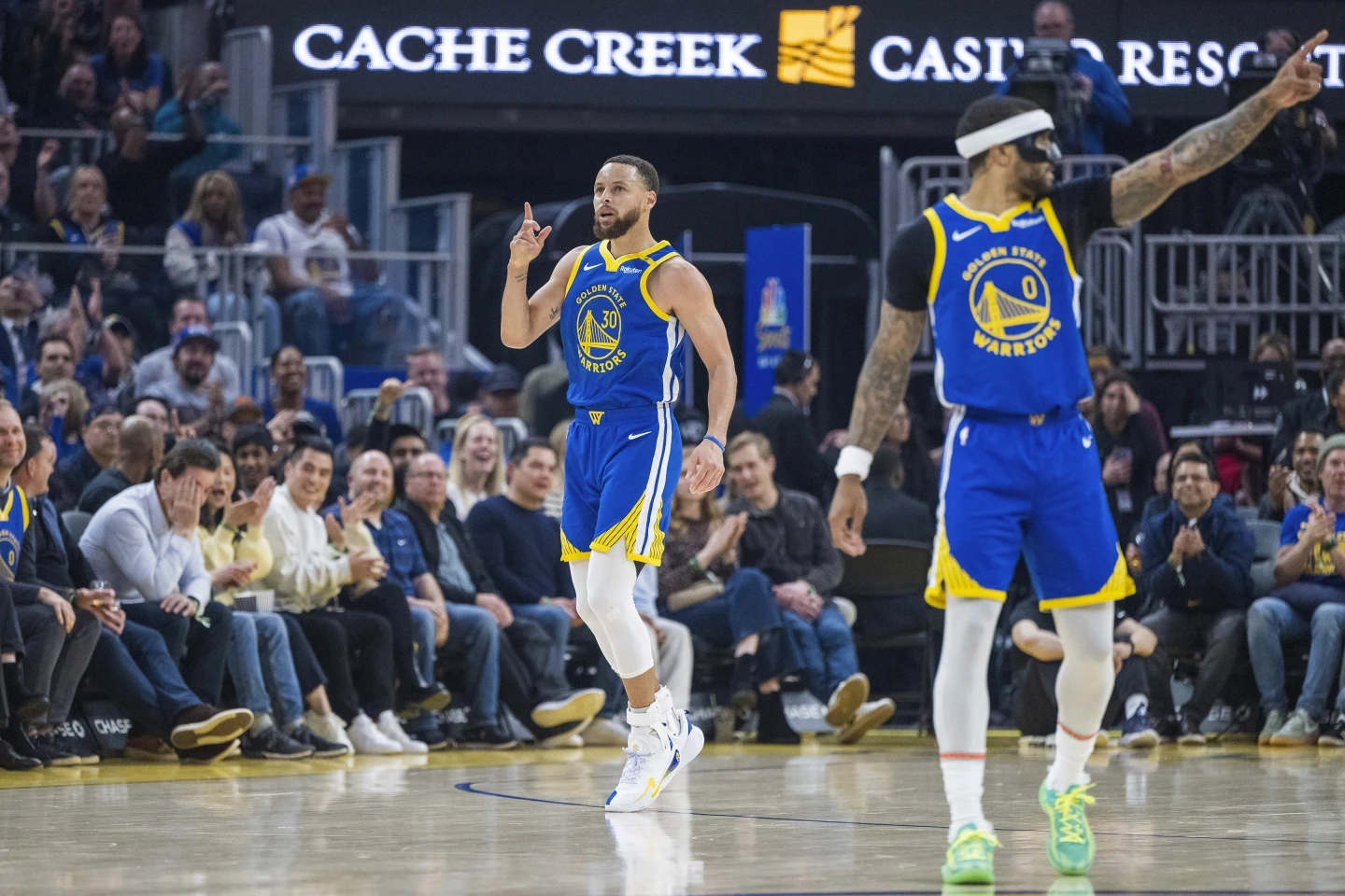 Stephen Curry  suma un nuevo hito en su carrera llegando a 4,000 triples en la NBA