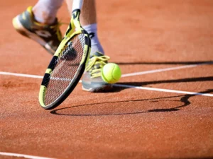 Una cancha de tenis. Fuente externa