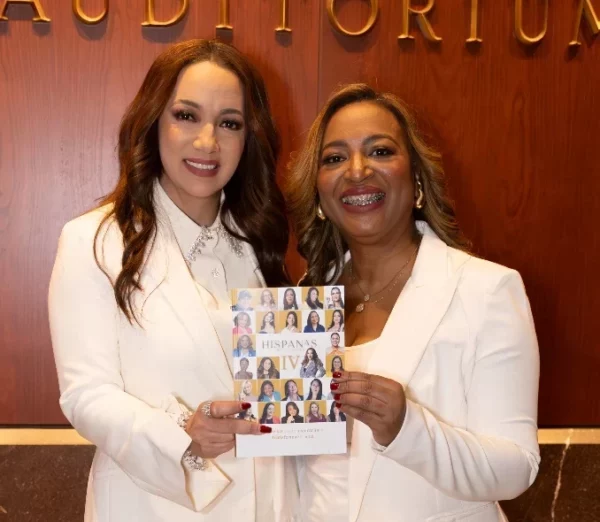 Yaneli Sosa e Irene Morillo.