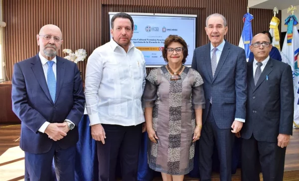 Emilio Mingues Torres, José Alejandro Aybar, Verónica Sención, Franklin García Fermín  y Román Rodríguez.