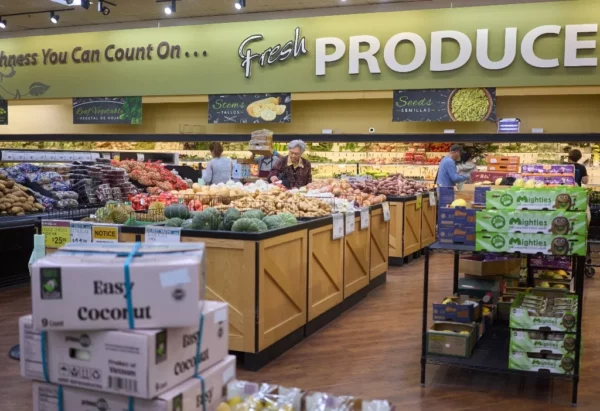 El comercio de productos importados de China es común en Los Ángeles, EE. UU.  efe