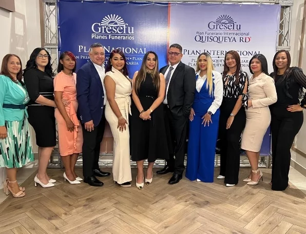 Angelita Disla, Kate Caminero, Luisa Berroa, Joaquín Hilario, Yaseri Hilario, Katiuska Báez y Héctor Portes.