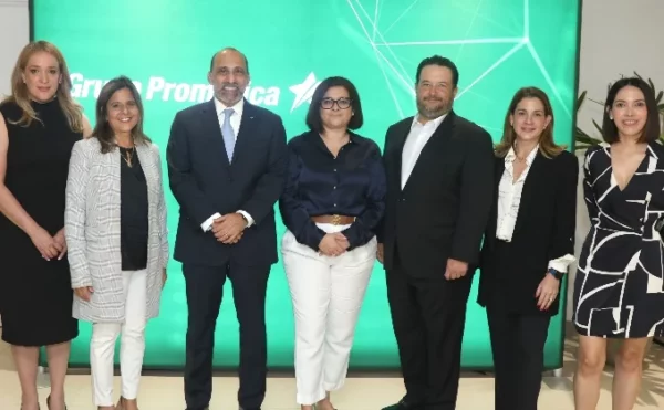 Ejecutivos del Grupo Promerica.