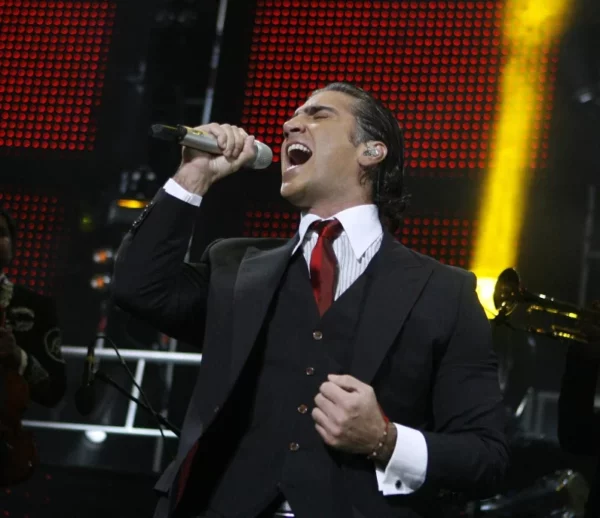 Alejandro Fernández sacará un álbum este año.