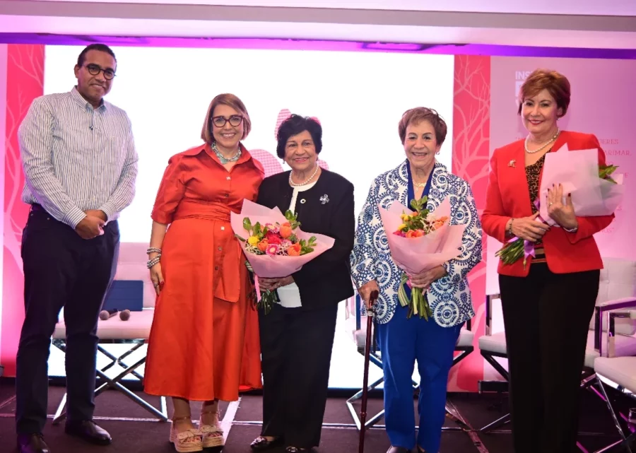 Ernesto Díaz, Ángela Español, Ligia Amada Melo, Jacqueline Malagón y Josefina Pimentel.