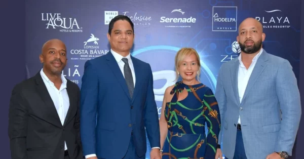 Juan José Leyva, Arquímedes Gómez, Patricia Collazo y Alexander Hernández.