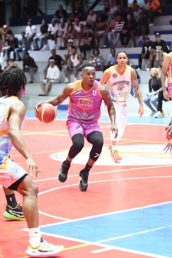 3502592a-021b-40f6-944c-571d42084573