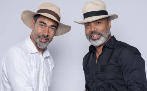 Óscar Abreu e Idonny A. Espiritusanto.