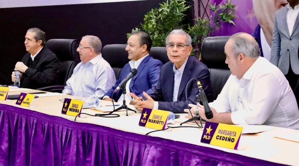 El PLD va de un problema al siguiente; liderazgo  diverge ahora por candidato presidencial