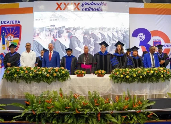 La institución celebra  tres décadas de labores.