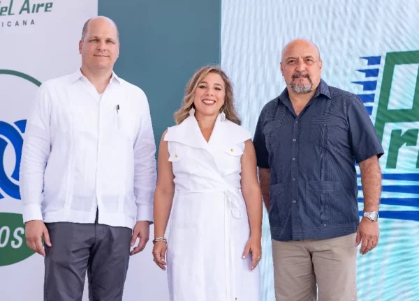 Luis González, Lorraine Ferres y  Fernando Castillo.