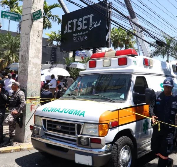 Organismos de socorro se encuentran en el lugar.  AGENCIA FOTO