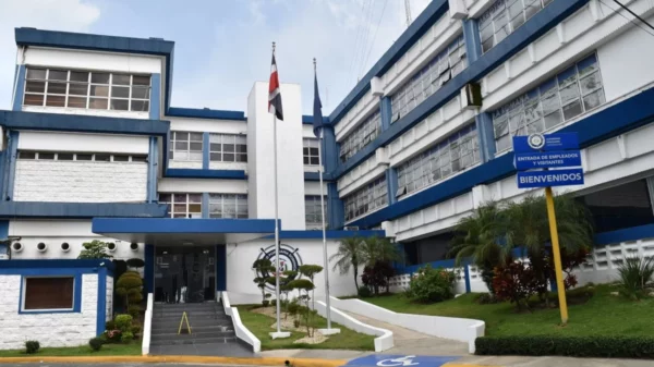 Apordom inicia mantenimiento del muelle turístico y pesquero de Palenque