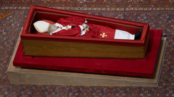 El cuerpo del papa Francisco permanecerá en una capilla ardiente en San Pedro