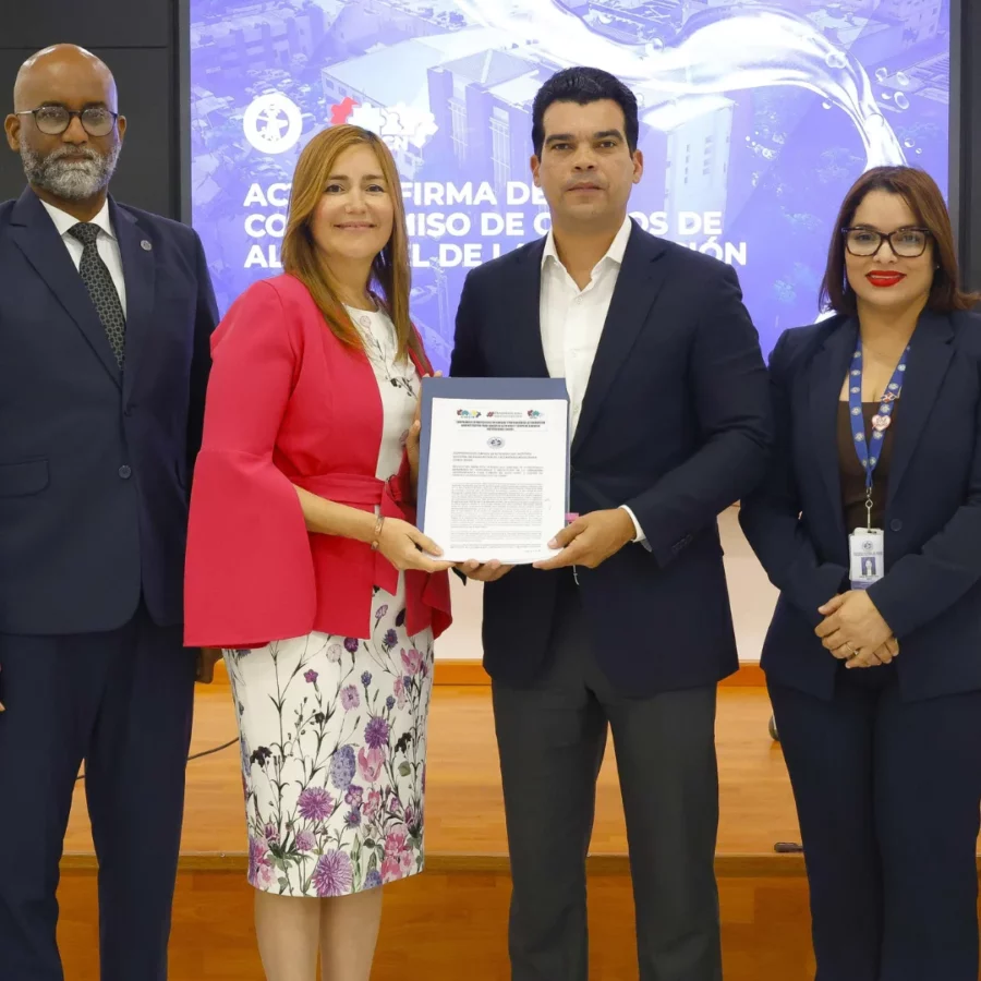 INAPA firma Compromiso Anticorrupción y Transparencia INAPA firma Compromiso Anticorrupción y Transparencia