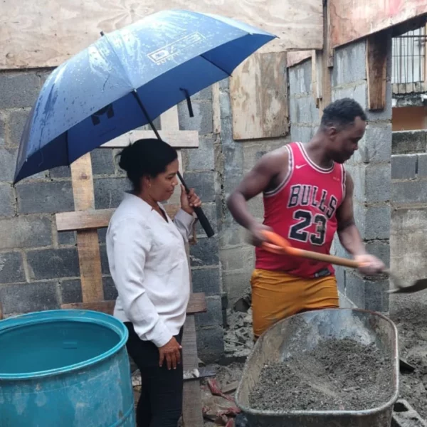Mujeres líderes que inspiran: María y su lucha por el bienestar de Los Girasoles