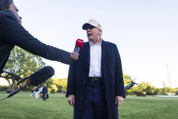 Donald Trump pide la anexión de Canadá el día de sus elecciones