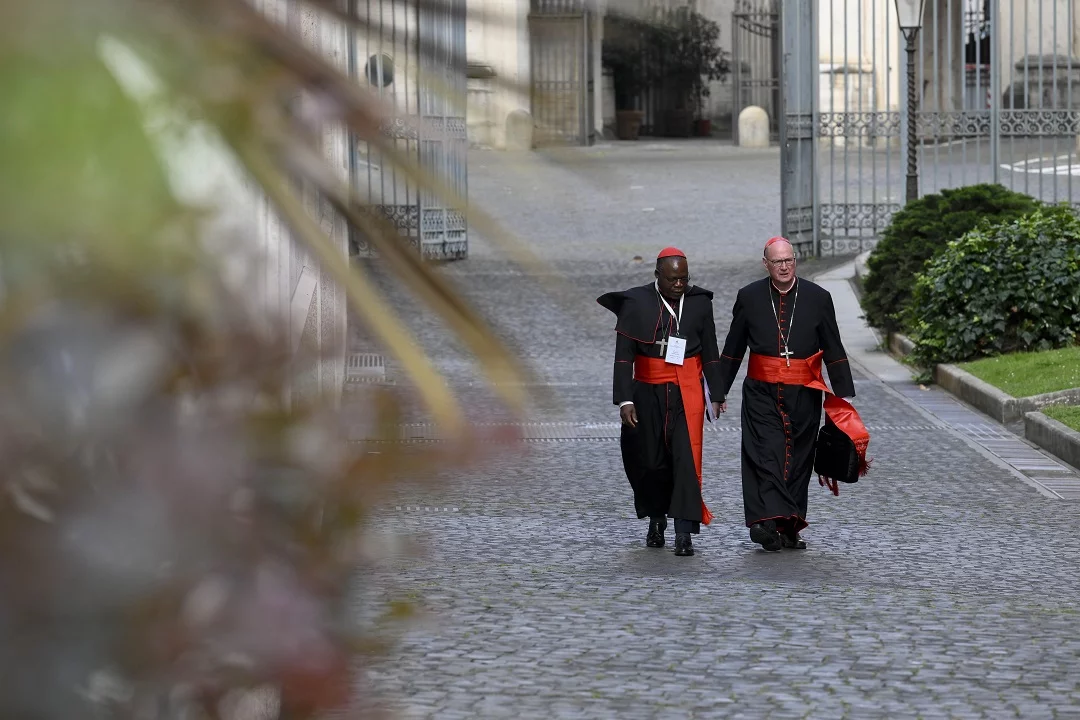 Cónclave en el Vaticano: cardenales se preparan para elegir al nuevo papa