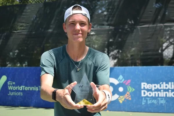 El estadounidense Theo Hegarty, se coronó campeón.