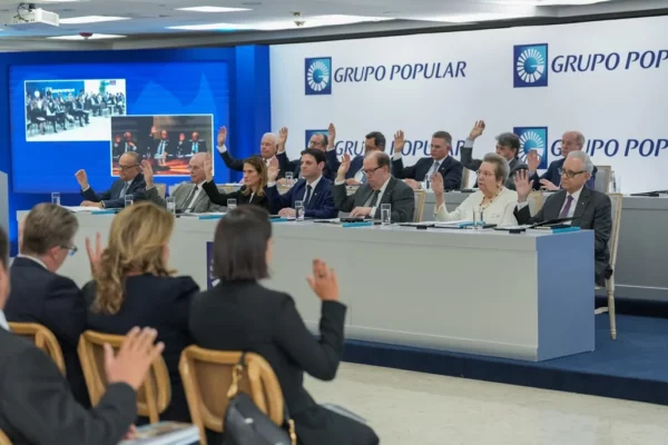 Accionistas en Asamblea General ayer.
