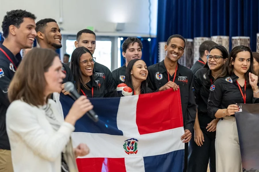 Estudiantes de PUCMM logran quinto lugar en competencia global de diseño sísmico 2. Estudiantes de PUCMM logran quinto lugar en competencia global de diseño sísmico 2.