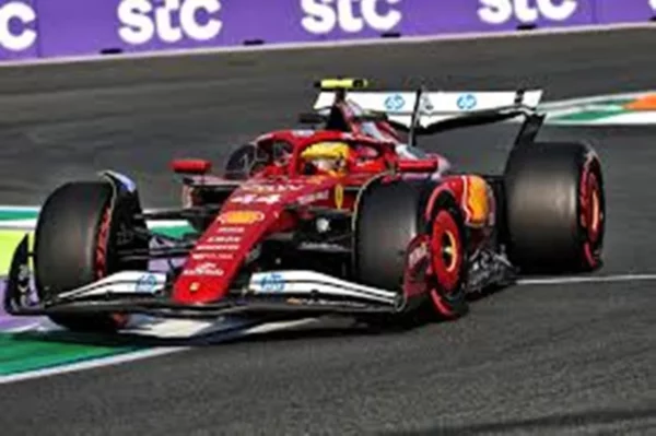 Hamilton en circuito Jeddar