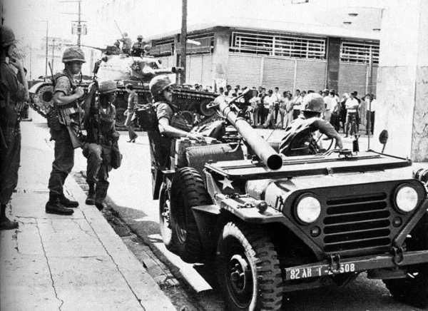La intervención de Estados Unidos en República Dominicana en 1965 supuso el punto de quiebre del conflicto civil que había estallado tan solo cuatro días antes, el 24 de abril.