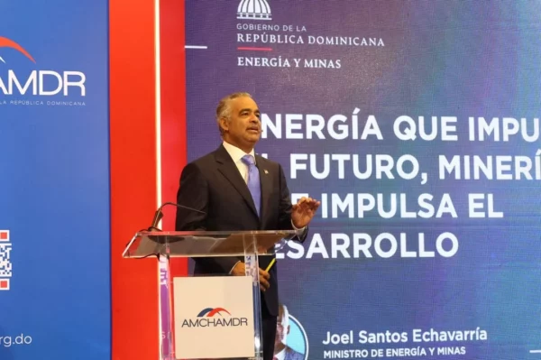 Joel Santos, ministro de Energía y MINAS