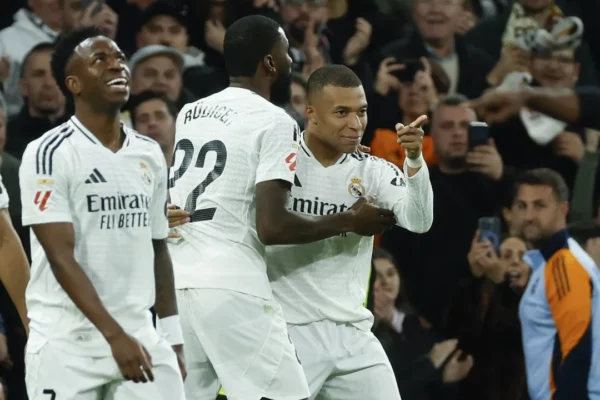 Kylian Mbappé y Antonio Rüdiger