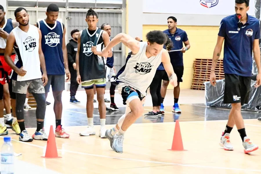 Minicamp LNB 3 Minicamp LNB 3