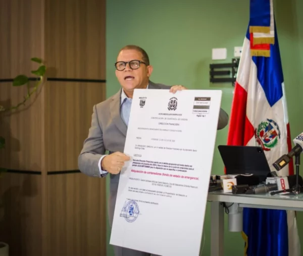 Rafael castillo, vocero de la Fuerza del Pueblo