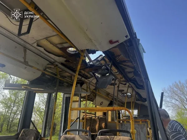 Bombardeo ruso causa 9 muertes en región ucraniana