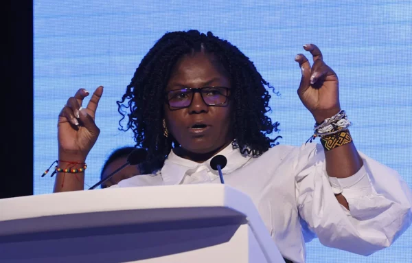 La vicepresidenta colombiana alerta sobre el racismo en la IA