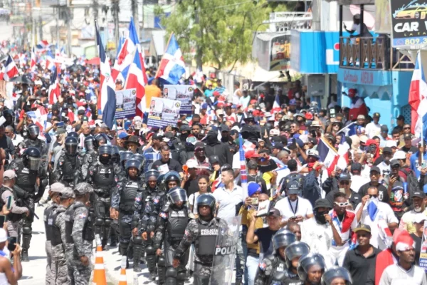 Gobierno otorga permiso para Marcha del 27 de abril Parque Independencia, no para convocatoria paralela