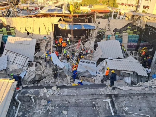 El techo de la discoteca jet Set se desplomó la madrugada de este martes. Fuente externa