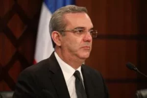 Abinader asistirá a misa en Haina en honor a víctimas del Jet Set