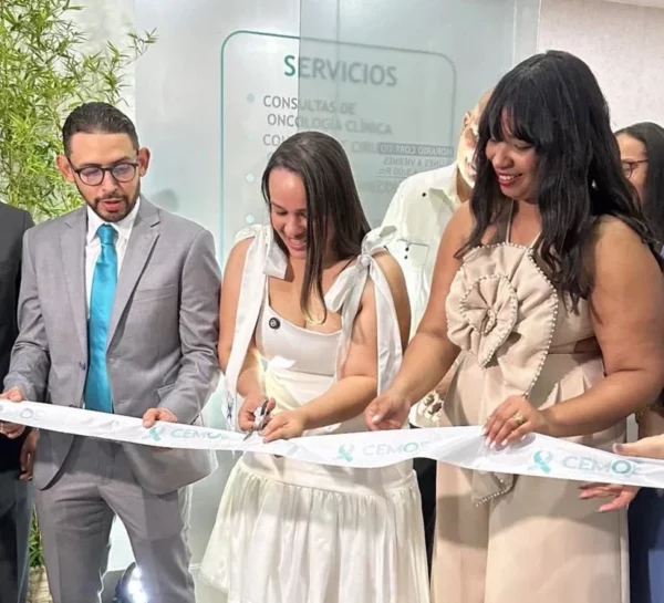 ​Inauguran Centro Oncológico en Moca