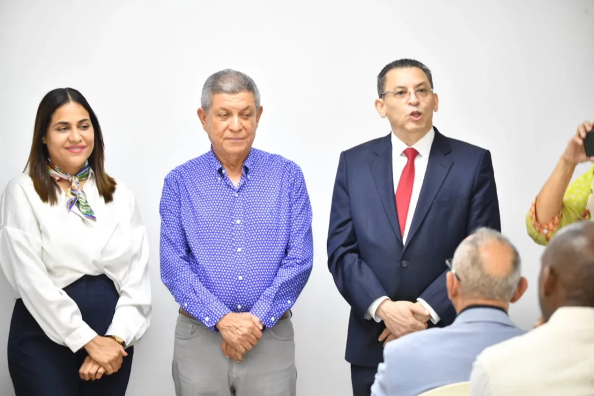 Fuerza del Pueblo y la JCE unen esfuerzos para robustecer la formación electoral