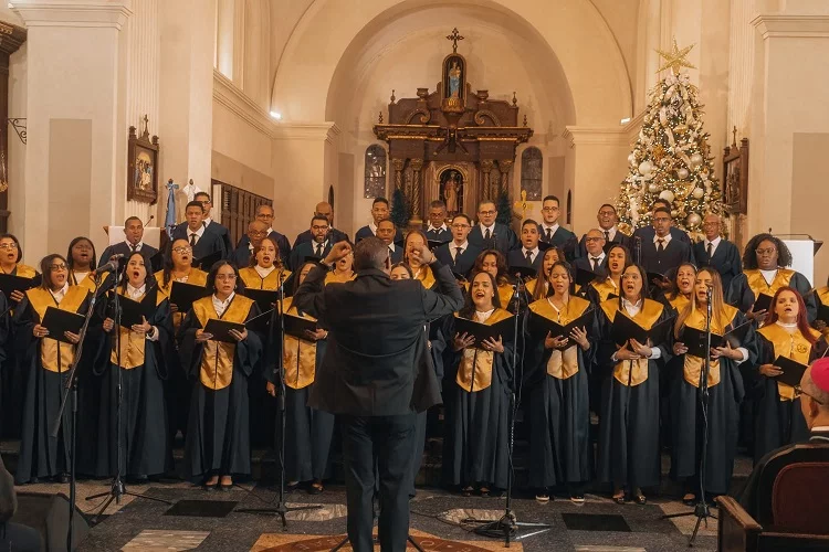 coro arquidiocesano de Santiago2