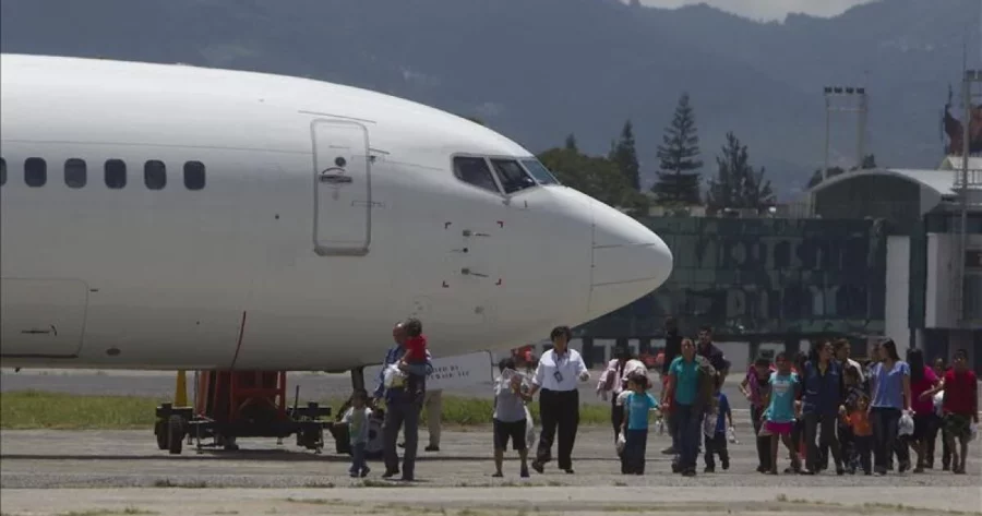 El Gobierno de Estados Unidos, ha sido denunciado por las malas condiciones de estos vuelos. Fuente externa El Gobierno de Estados Unidos, ha sido denunciado por las malas condiciones de estos vuelos. Fuente externa