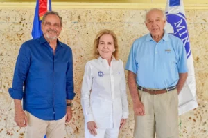 Desde la izquierda, Junior Noboa, Lian Fanjul y Álvaro Silva