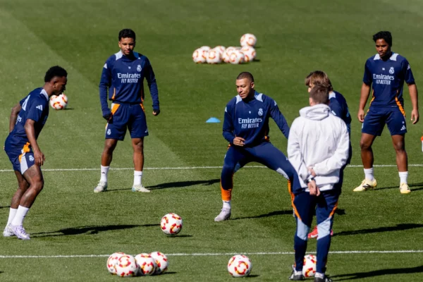 rss-efe05a458fe4e0842e70b0bf5e176e3f64b9e50802bw