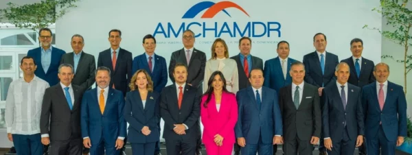 José Ignacio Paliza habló de Meta RD 2036 en el almuerzo de la Cámara Americana de Comercio.
