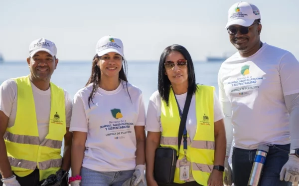 Saúl Sánchez, Gloria Matías, María Yépez y Óscar Payano.