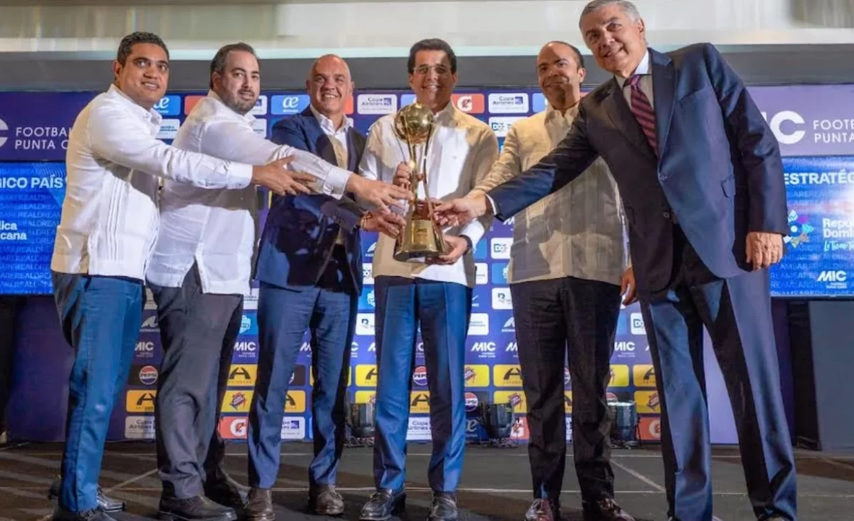 Kelvin Cruz, Azor Hazoury, David Bellver, David Collado, Samuel Pereyra y Papo Bancalari.