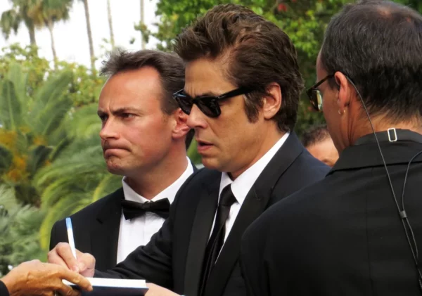 Benicio  del Toro en nuevo filme  interpreta a Zsa-Zsa Korda.  AGencia