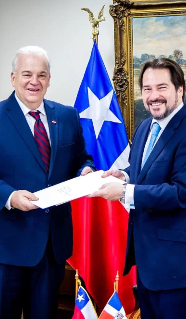 Juan Alberto Cohen Sander y Christian Hodges-Nugent Docmac.