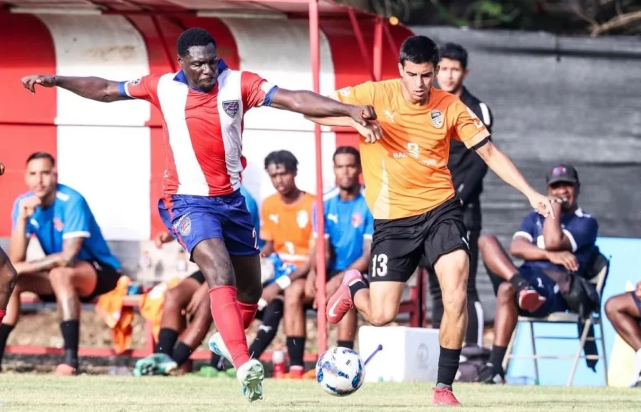 Cibao FC y Delfines del Este se disputarán el máximo cetro de la Copa LDF . Cibao FC y Delfines del Este se disputarán el máximo cetro de la Copa LDF .