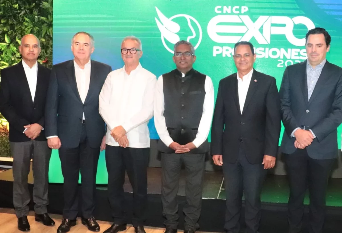 Jorge Jerez, Carlos Valiente, Alberto Leroux, Se Ramu Abbagani, Jorge Morales y Marcos Valiente.